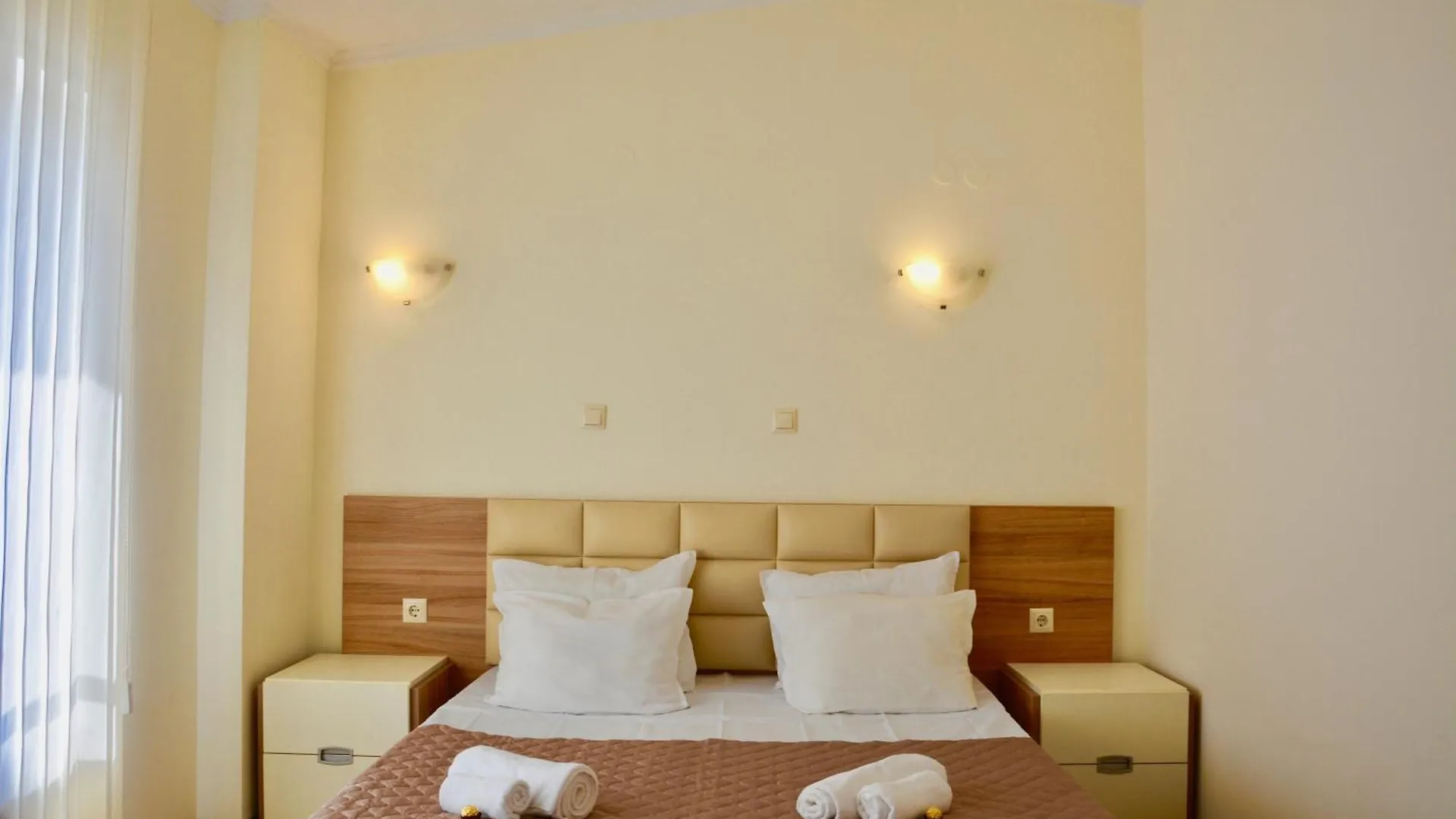 Rainbow 1 Holiday Complex Slantschew brjag 3*,  Bulgarien