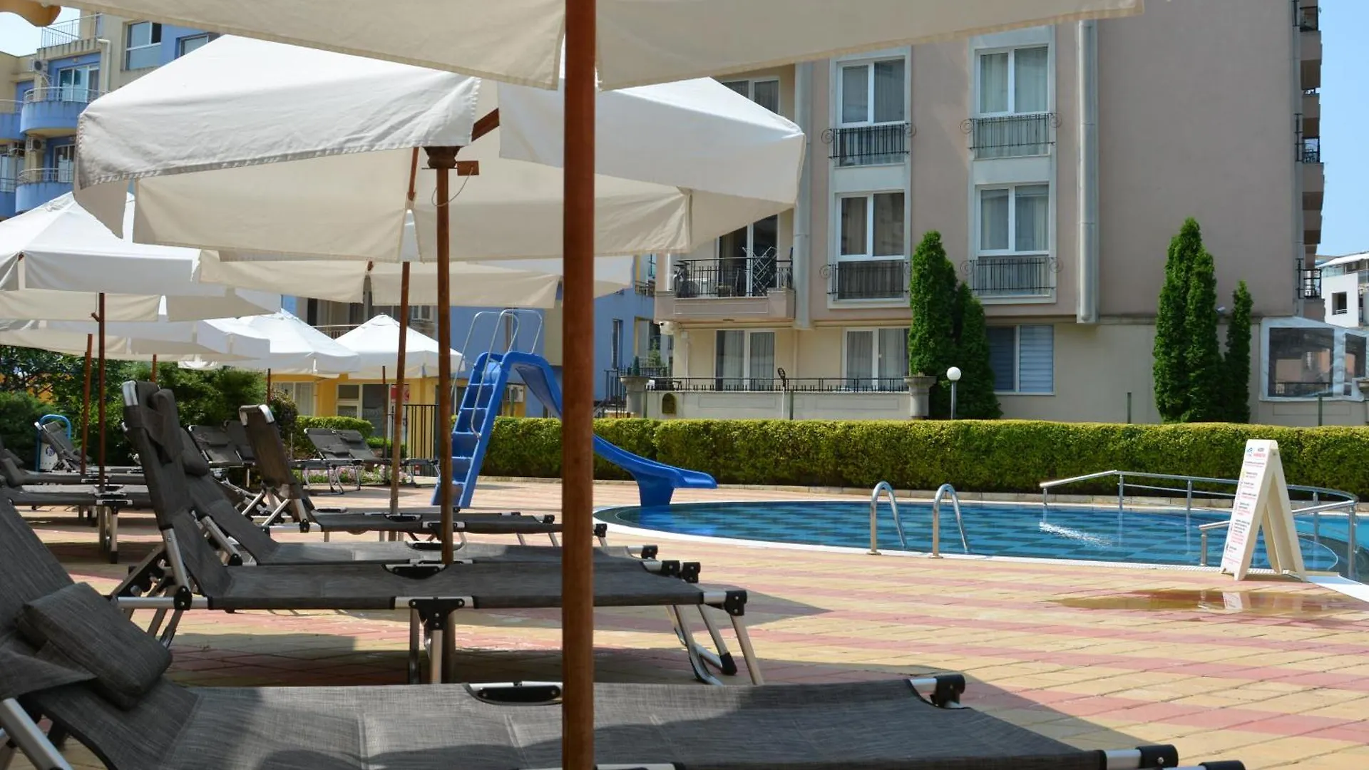 Aparthotel Rainbow 1 Holiday Complex Slantschew brjag